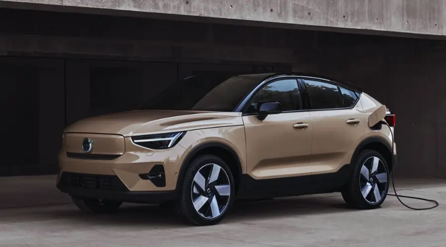 Volvo EC40 Vs Volvo EX40