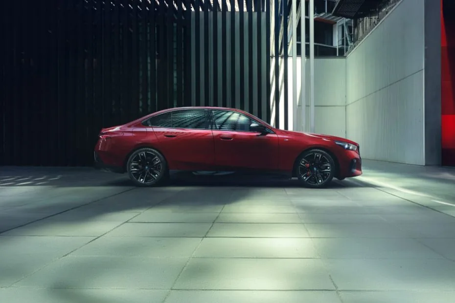 BMW i5