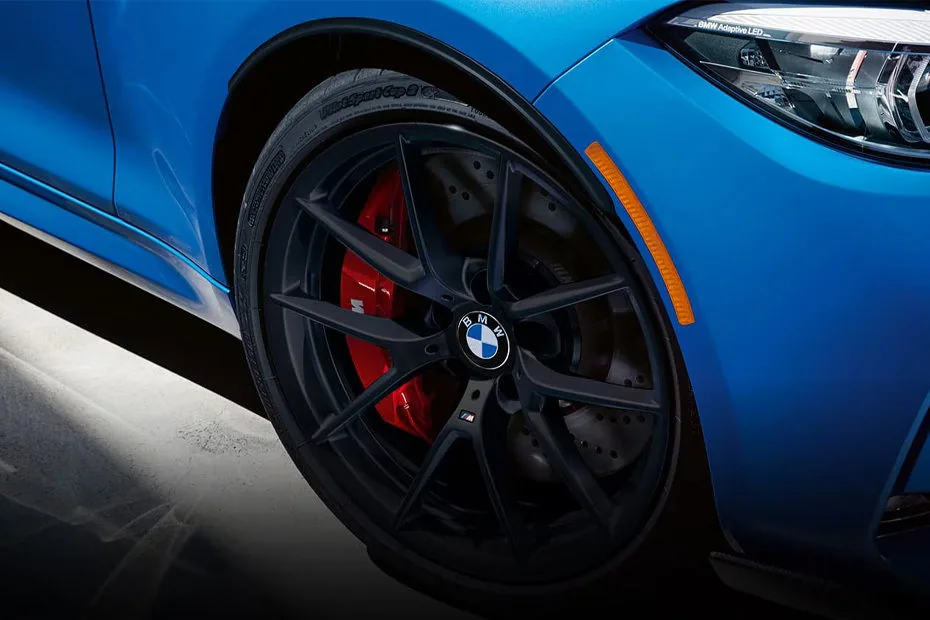 BMW M2 CS