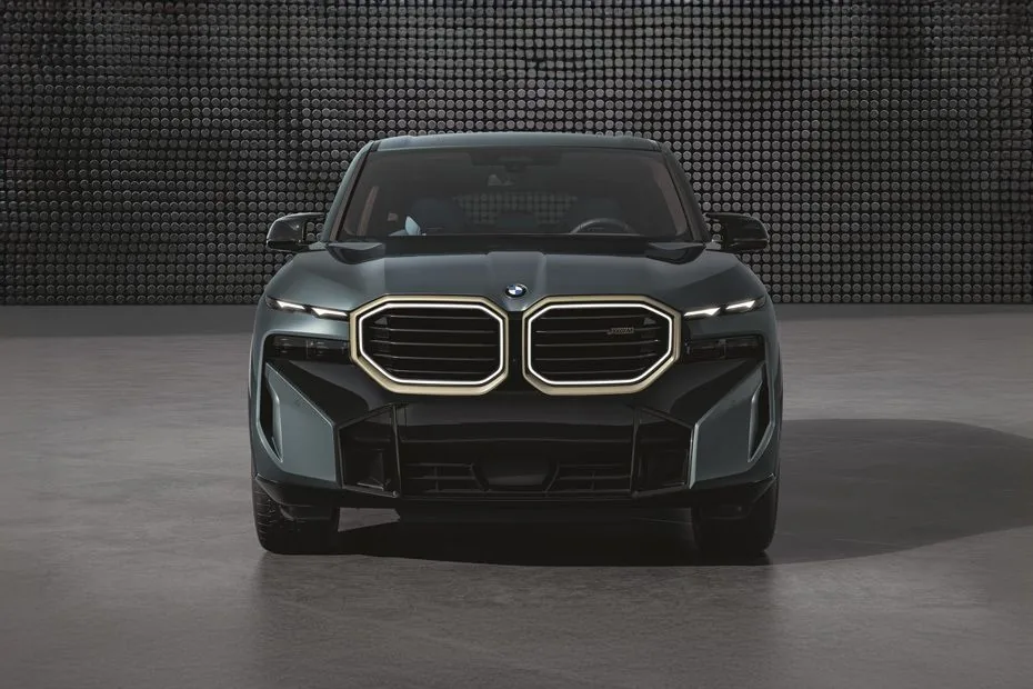 BMW XM