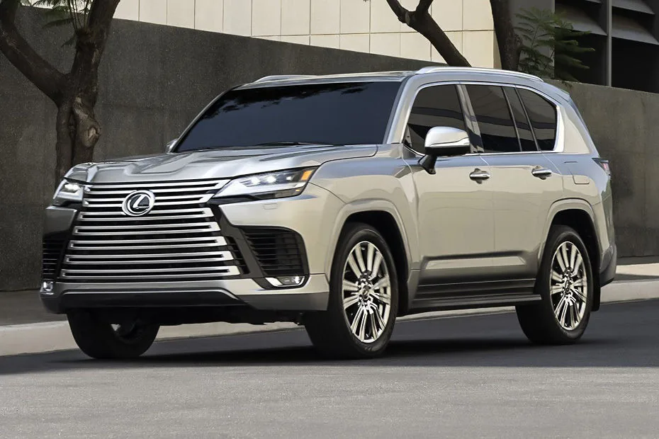 Lexus LX 700H